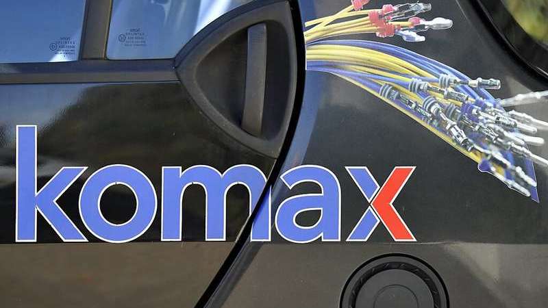 komax